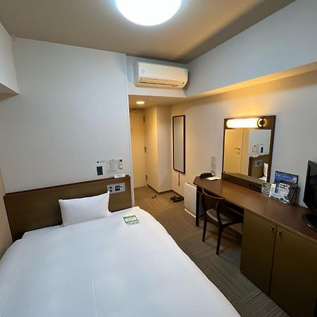 路线酒店 - 鱼津市 外观 照片